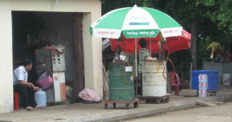 1388_Petrol_station