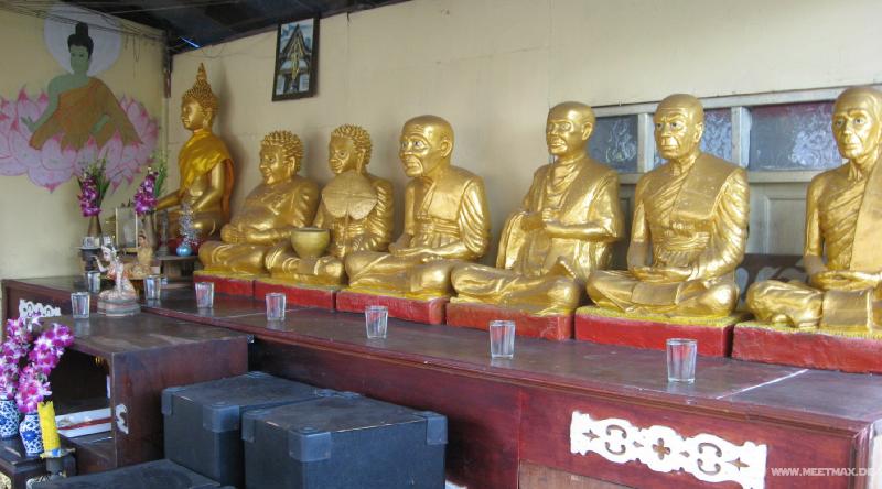 1904_Buddhas