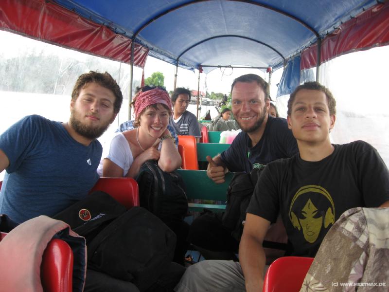 1950_Ko_Jum_adventure_team