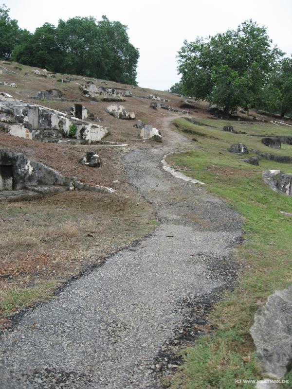 2269_Bukit_China