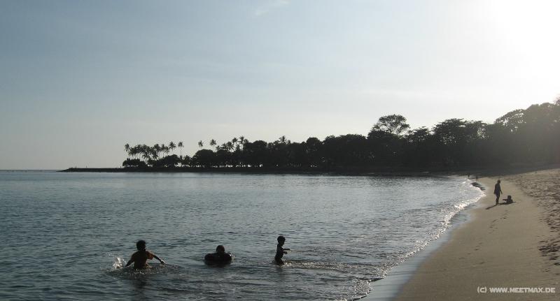 2414_Senggigi_beach