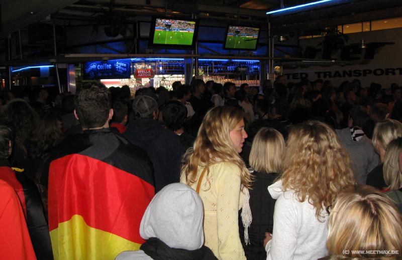 2362_Public_viewing