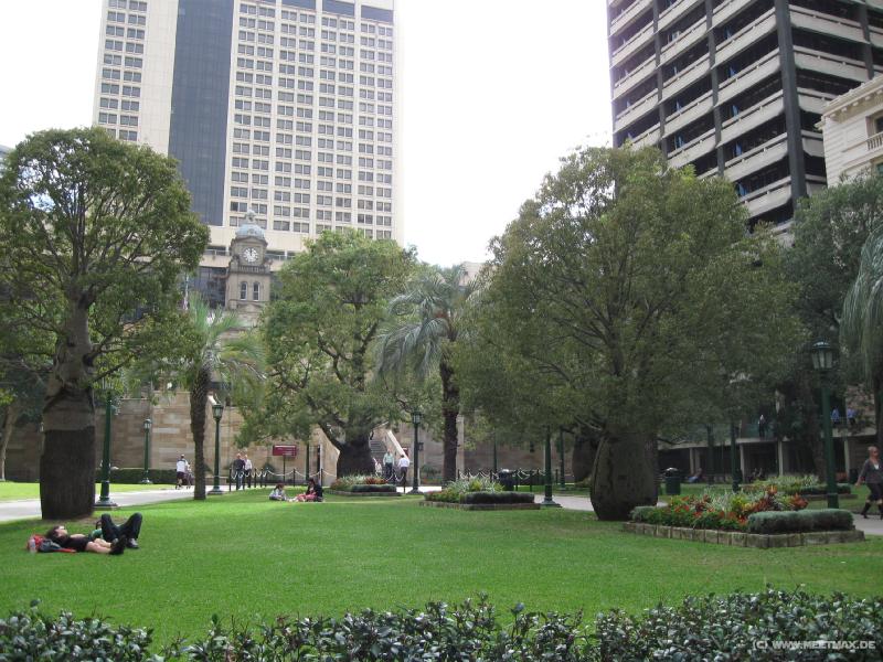 2398_King_George_Square