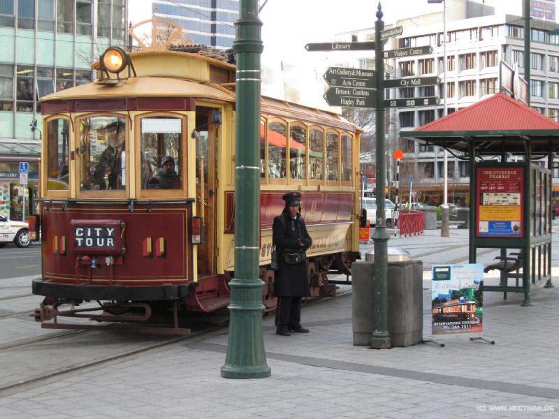 2429_Tourist_tram