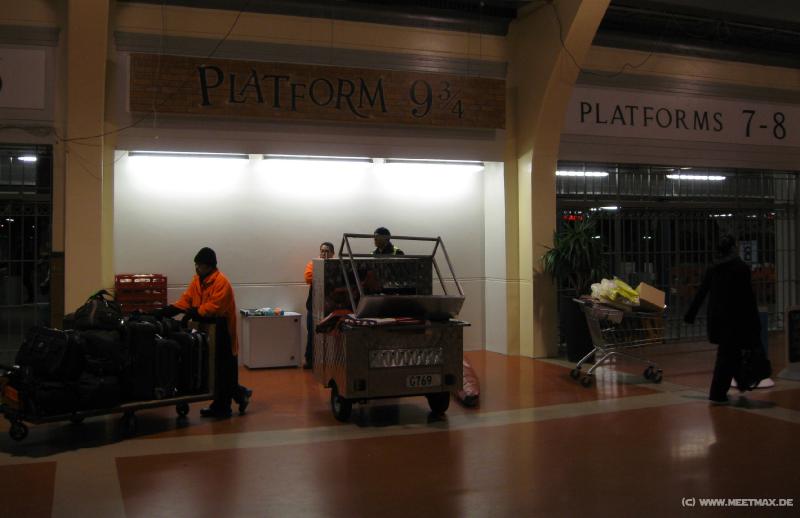 3079_Potter_platform