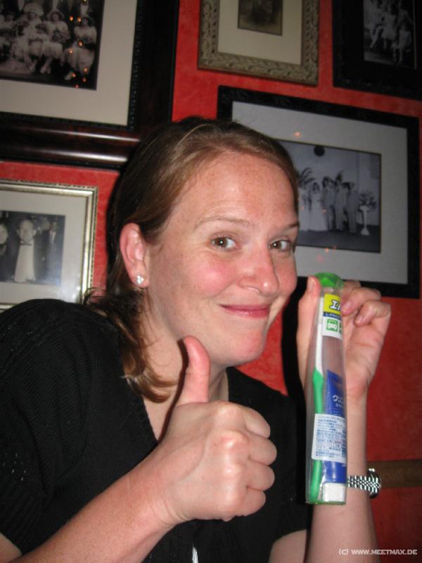 3659_Travel_toothbrush