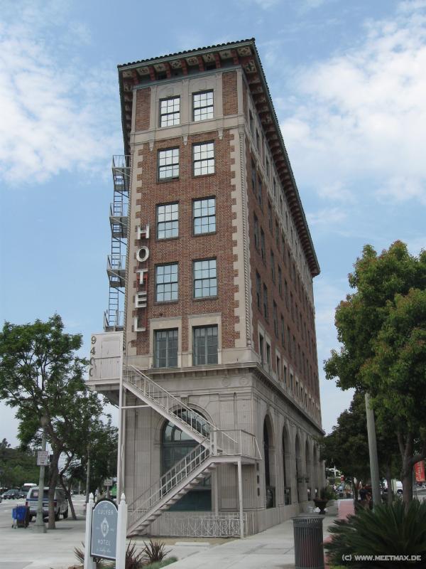 3682_Culver_Hotel