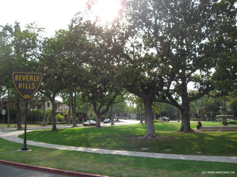3731_Beverly_Hills