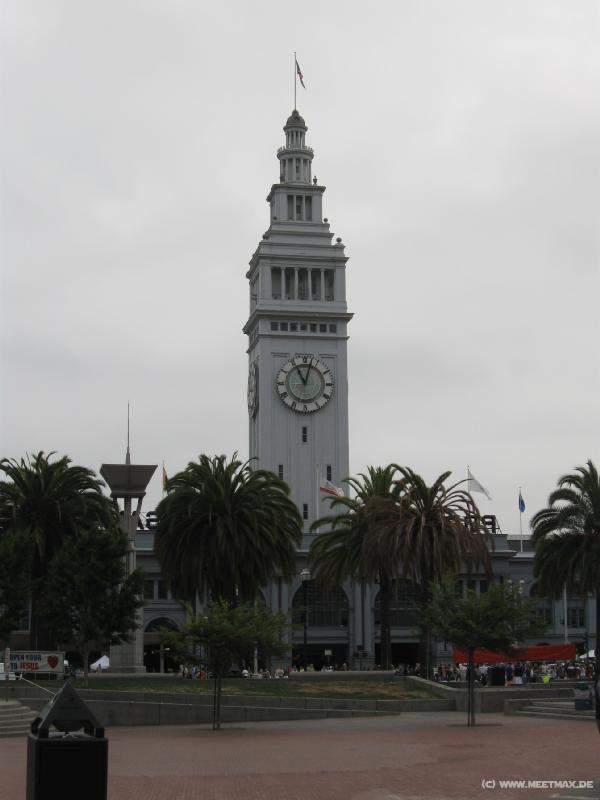3839_Harbor_building