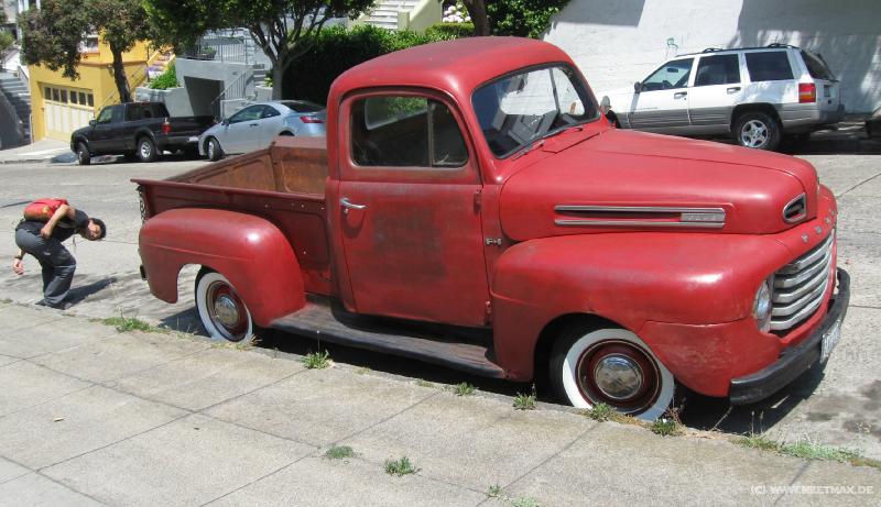 3946_Small_Koji_big_car
