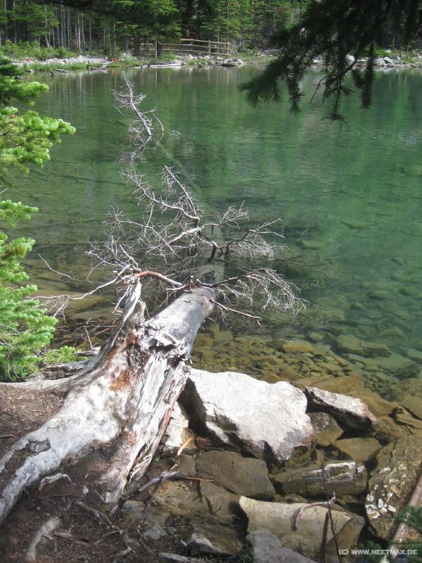 1269_Lake_Agnes