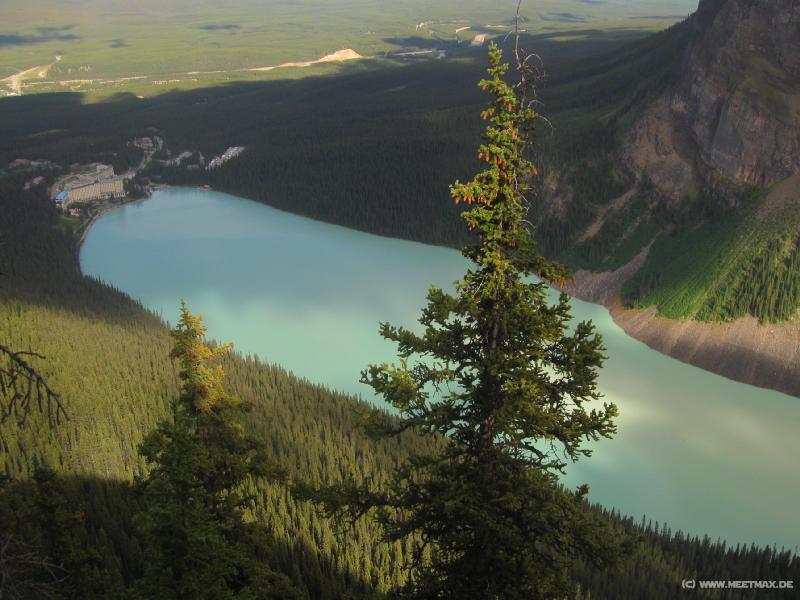 1303_Lake_Louise