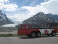 1392_Athabasca_Glacier_Explorer