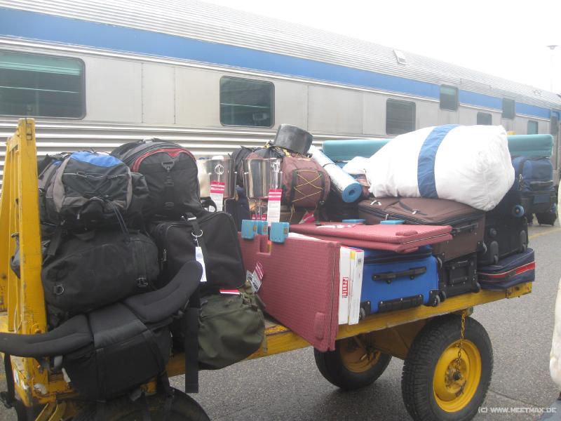 1424_Luggage