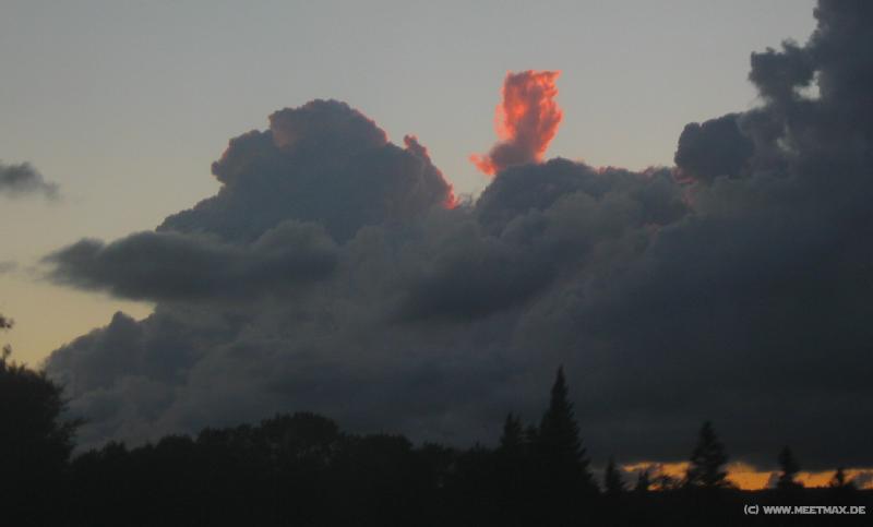 1540_Red_cloud
