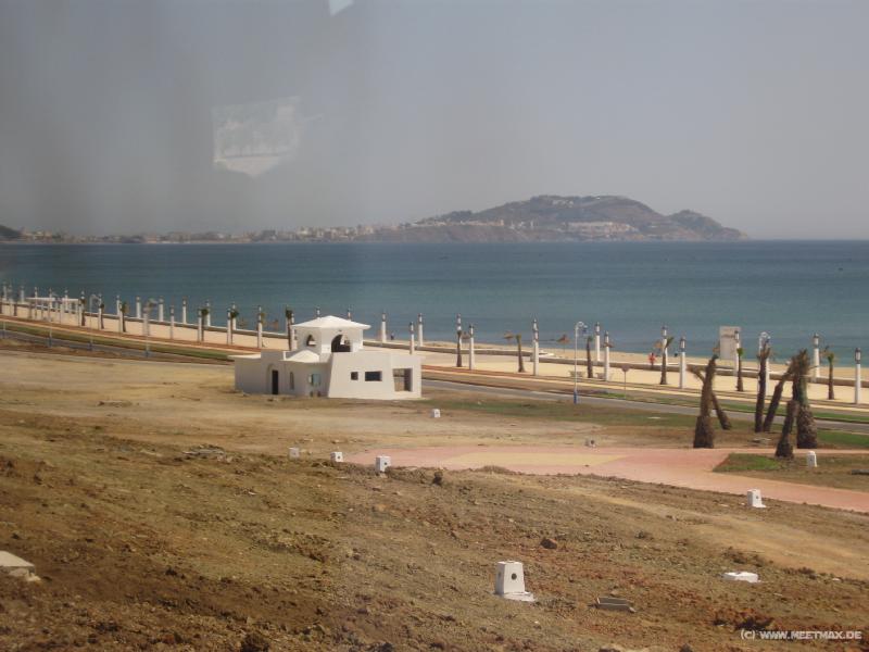 2786_Look_to_Ceuta