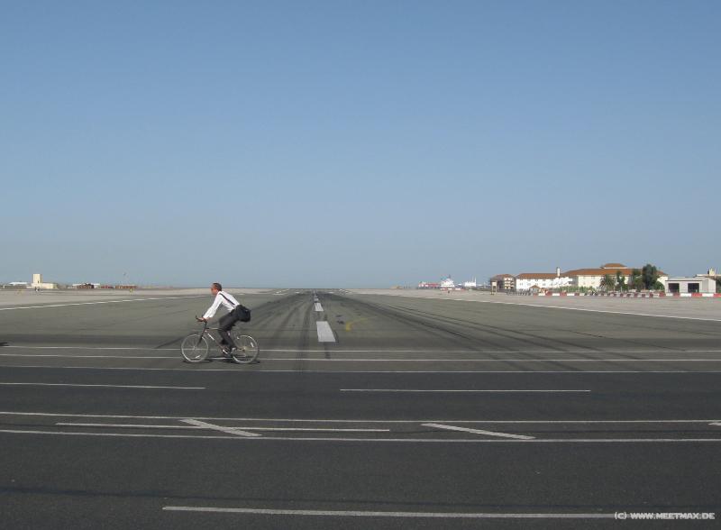 2839_Runway