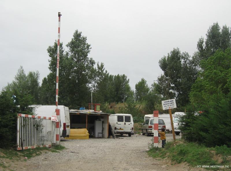 3427_Not_my_campsite