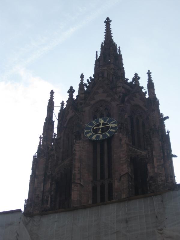 6357_Dom