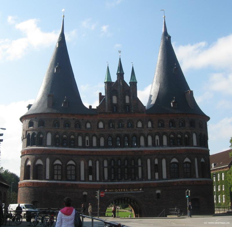 6585_Holstentor