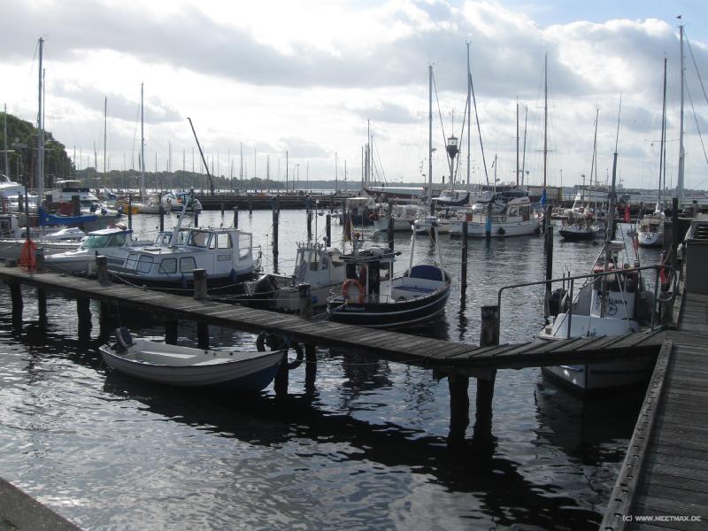6949_Hafen_Moeltenort