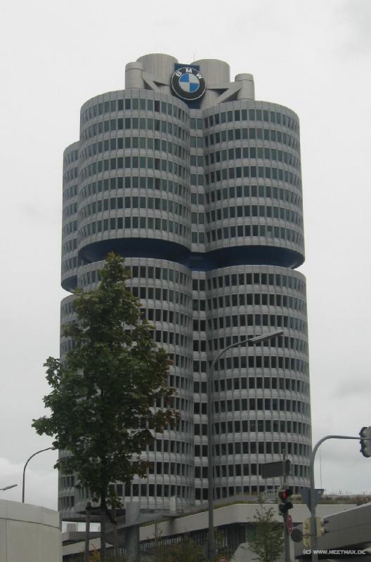7025_BMW