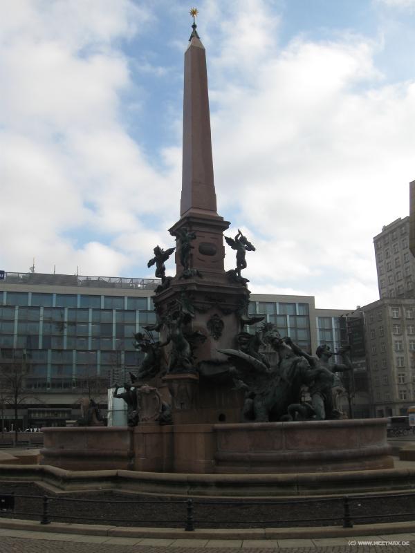8206_N-Brunnen