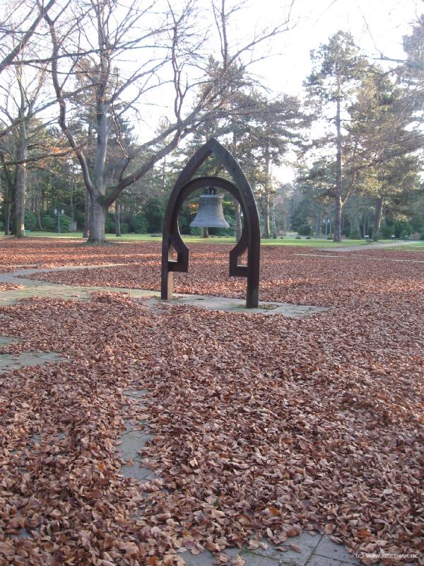 8248_S�dfriedhof