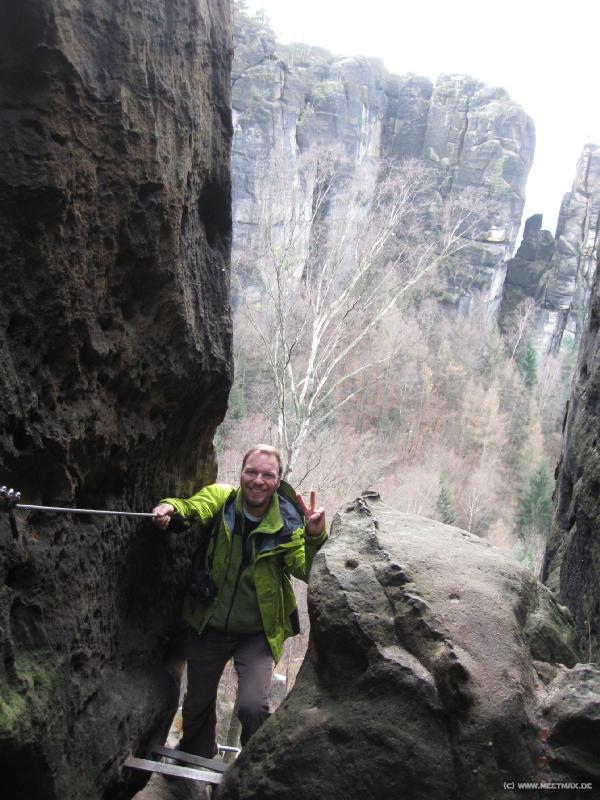 8841_Climbing