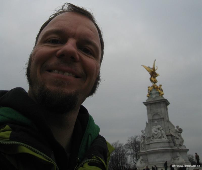 9488_Markus_Queen_Victoria_Memorial