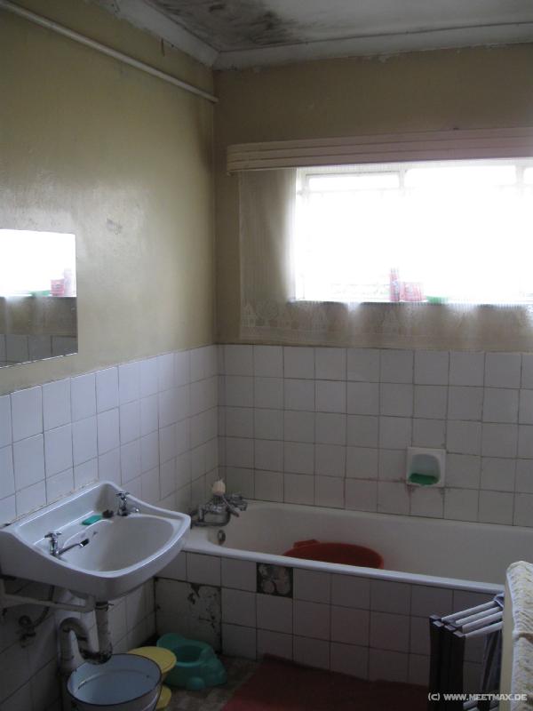 9937_Bathroom