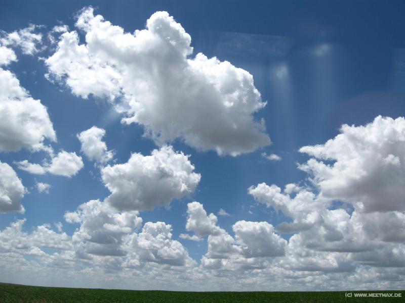 0965_Clouds
