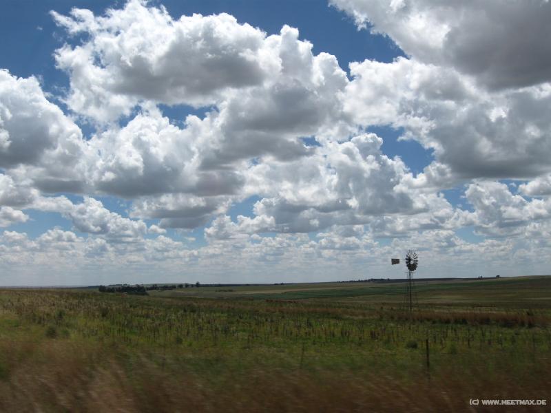 0977_Clouds