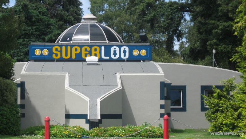 1597_Super_Loo
