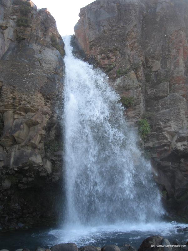 1723_Taranaki_Fall