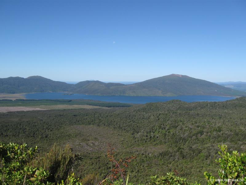 1975_Lake_Rotaira