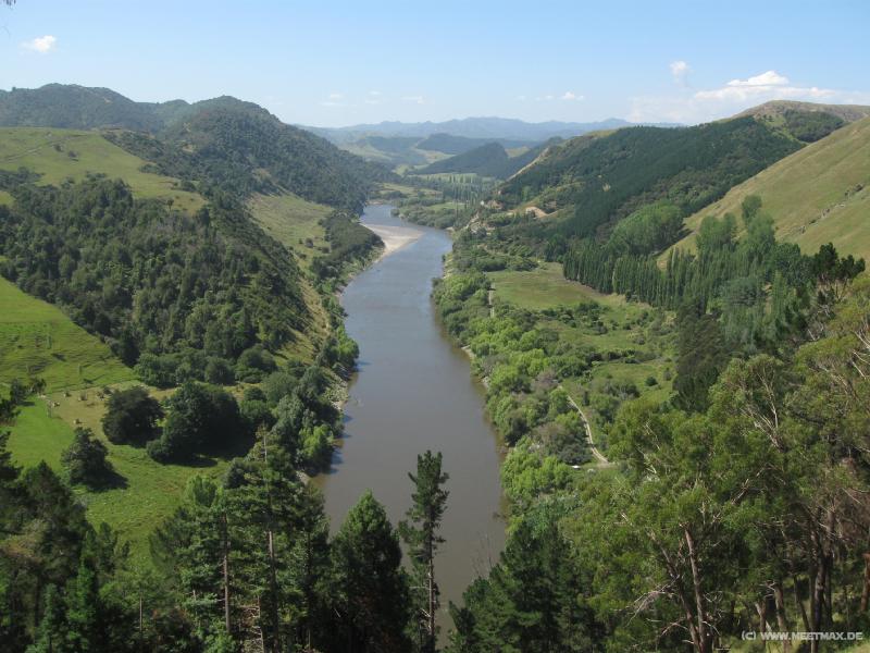 2061_Wanganui_River