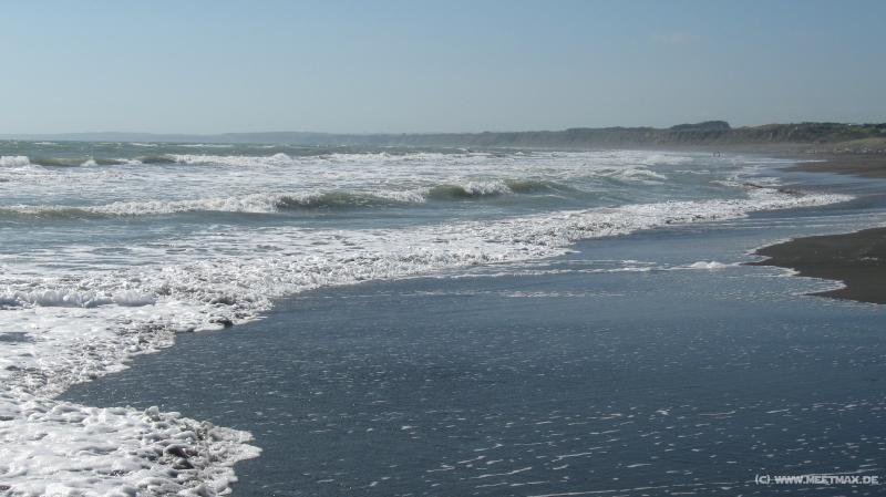 2085_Castlecliff_beach