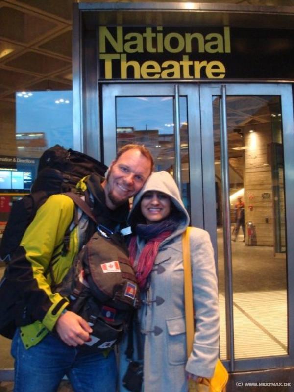 2498_National_Theatre_door