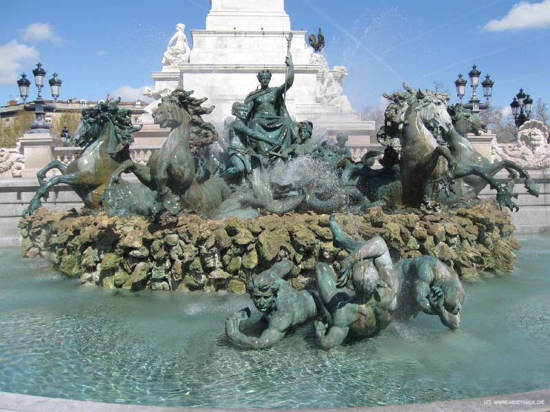 5455_Monument_au_Girondins