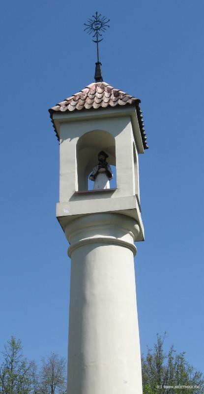 7366_Chapel_column_of_St_John_Nepomuk