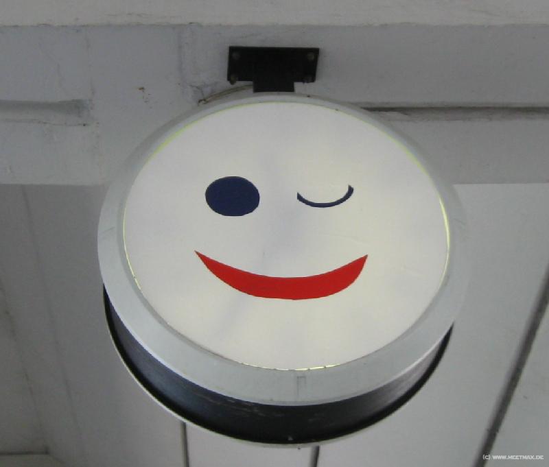 7384_Smile_clock