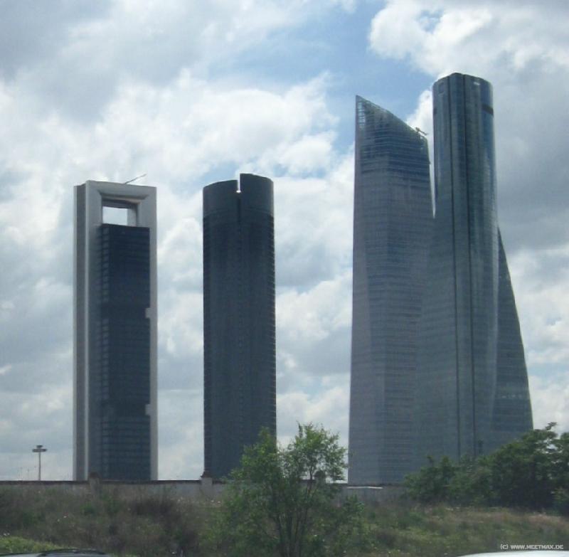 7550_Arena_Towers
