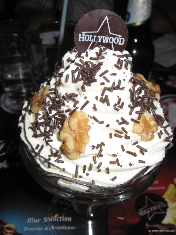 7642_Fosters_Hollywood_dessert