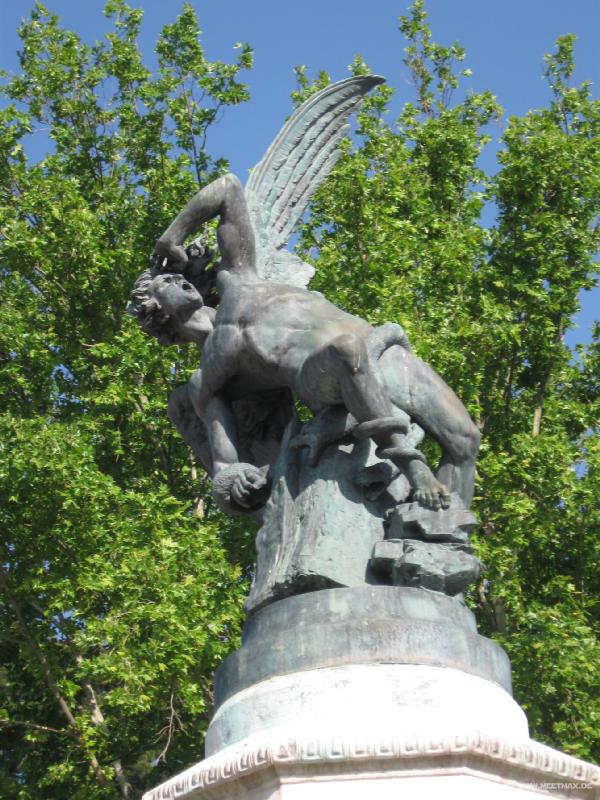 7692_Angel_Caido