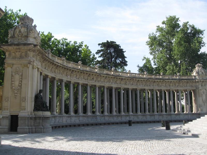 7703_Mausoleo_Alfonso_XII