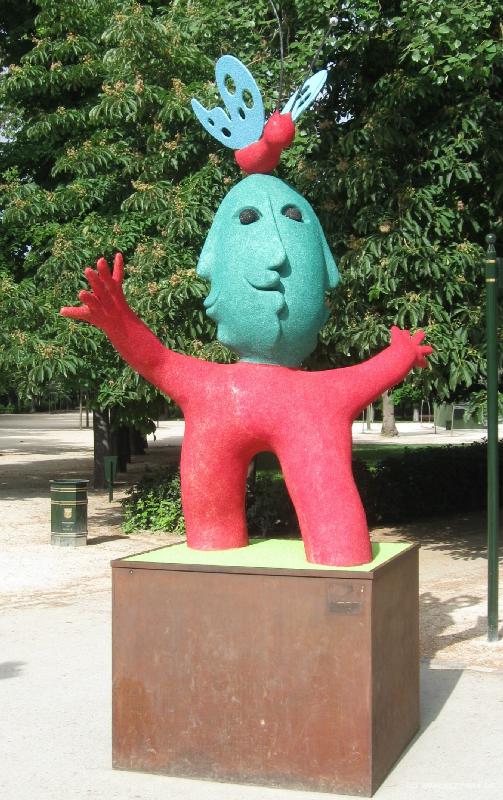 7713