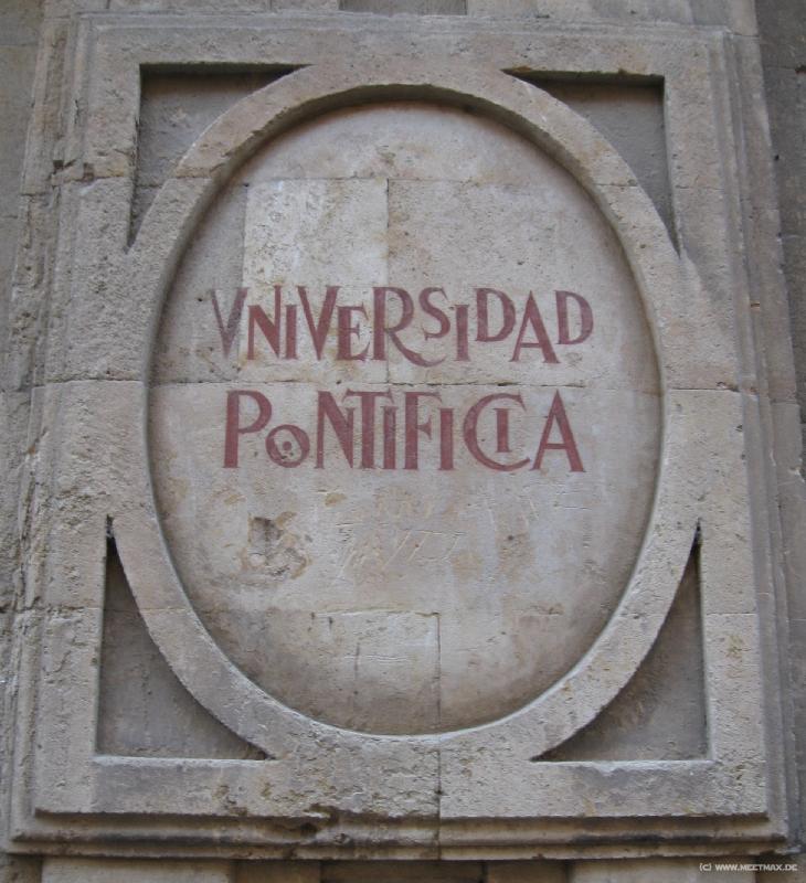 8020_Universidad_Pontificia