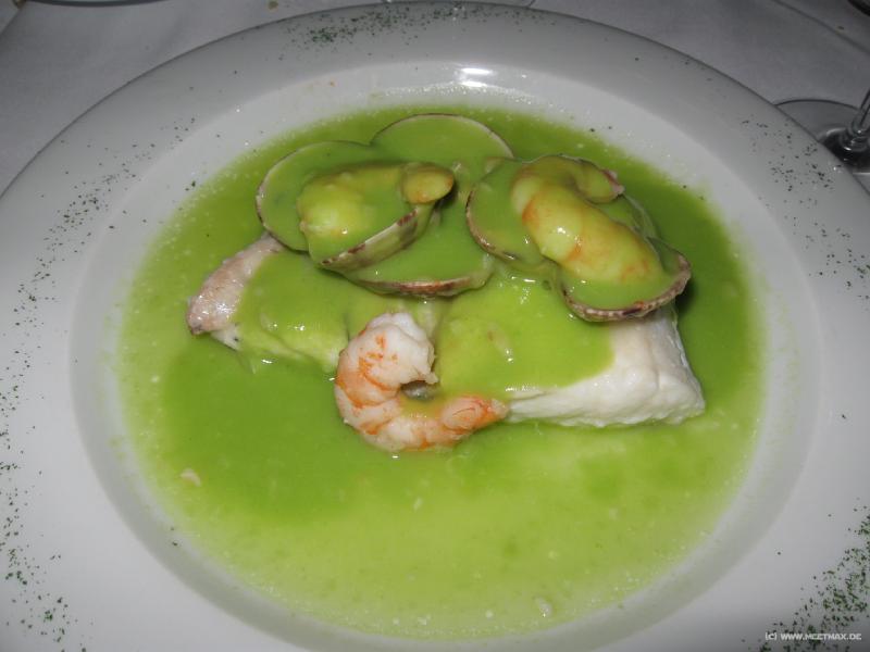8064_Green_fish_dinner
