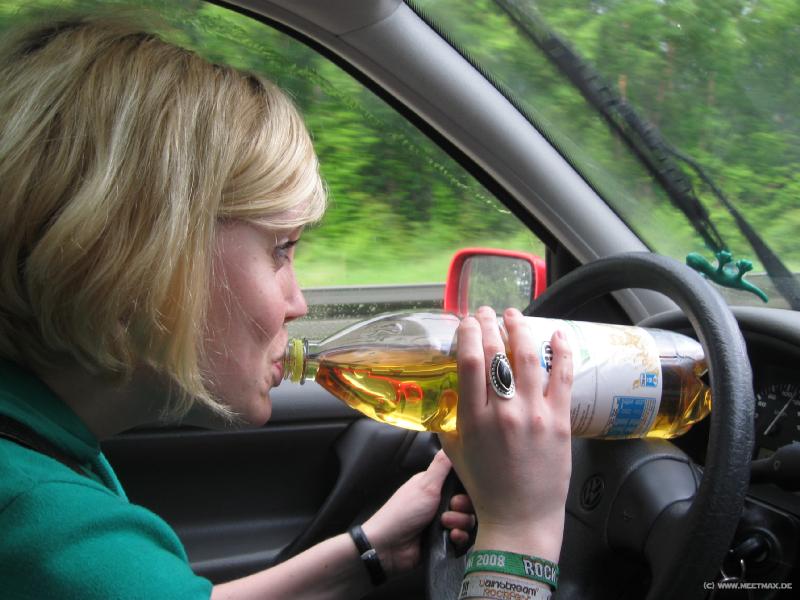 8243_Drink_and_drive